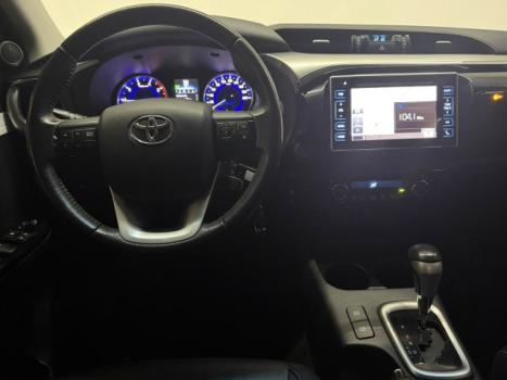 TOYOTA Hilux Caminhonete 2.8 16V SRV 4X4 DIESEL CABINE DUPLA AUTOM�TICO, Foto 9
