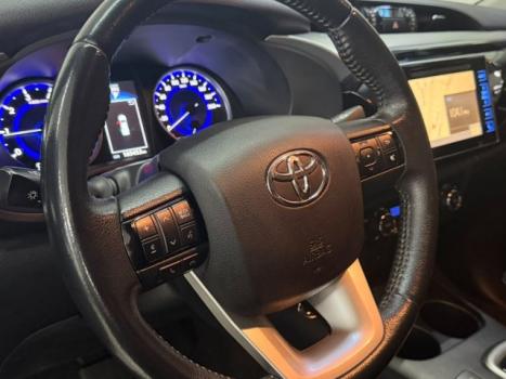 TOYOTA Hilux Caminhonete 2.8 16V SRV 4X4 DIESEL CABINE DUPLA AUTOM�TICO, Foto 10