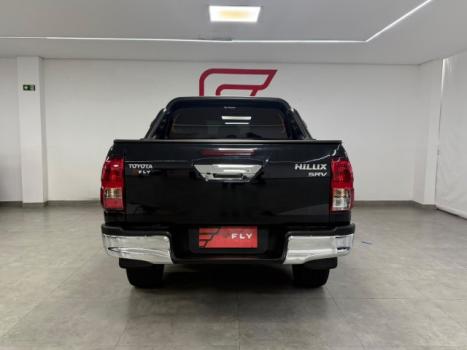 TOYOTA Hilux Caminhonete 2.8 16V SRV 4X4 DIESEL CABINE DUPLA AUTOM�TICO, Foto 17
