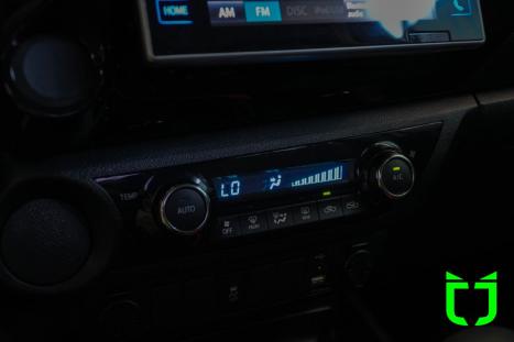 TOYOTA Hilux Caminhonete 2.7 16V 4P SRV CABINE DUPLA, Foto 12