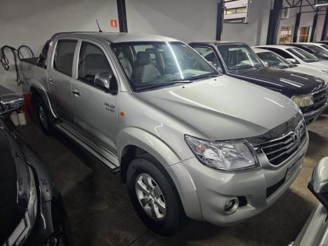 TOYOTA Hilux Caminhonete 2.7 16V 4P SR FLEX CABINE DUPLA AUTOMÁTICO, Foto 2