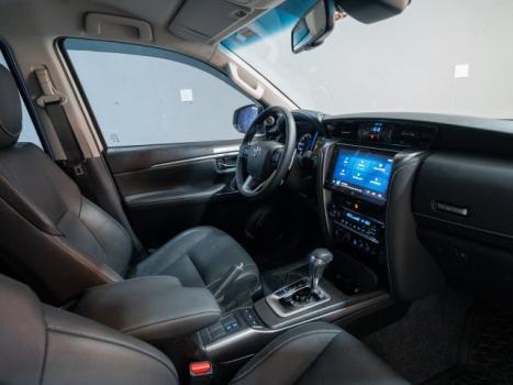 TOYOTA Hilux SW4 2.7 16V 4P FLEX SR 7 LUGARES AUTOMTICO, Foto 10