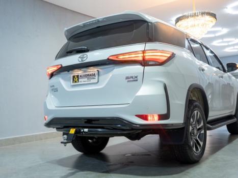 TOYOTA Hilux SW4 2.7 16V 4P FLEX SR 7 LUGARES AUTOMTICO, Foto 15