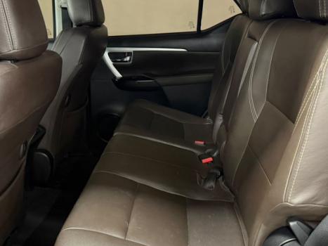 TOYOTA Hilux SW4 2.7 16V 4P SR AUTOM�TICO, Foto 15