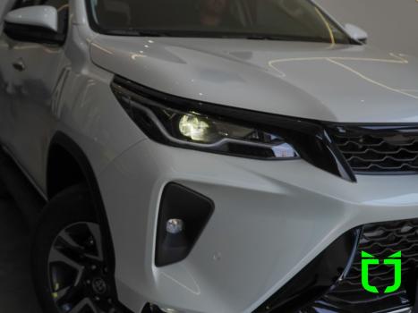 TOYOTA Hilux SW4 2.8 16V 4P SRX PLATINUM 4X4 7 LUGARES TURBO DIESEL AUTOM�TICO, Foto 7