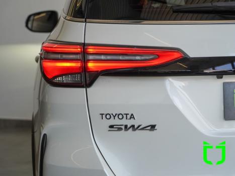 TOYOTA Hilux SW4 2.8 16V 4P SRX PLATINUM 4X4 7 LUGARES TURBO DIESEL AUTOM�TICO, Foto 10