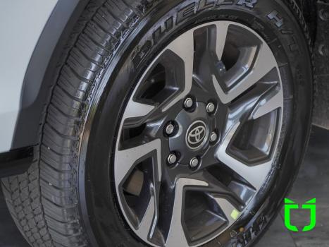 TOYOTA Hilux SW4 2.8 16V 4P SRX PLATINUM 4X4 7 LUGARES TURBO DIESEL AUTOM�TICO, Foto 30