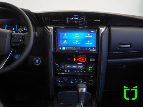 TOYOTA Hilux SW4 2.8 16V 4P SRX PLATINUM 4X4 TURBO DIESEL AUTOM�TICO, Foto 17