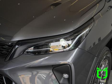 TOYOTA Hilux SW4 2.8 16V 4P SRX PLATINUM 4X4 7 LUGARES TURBO DIESEL AUTOM�TICO, Foto 9