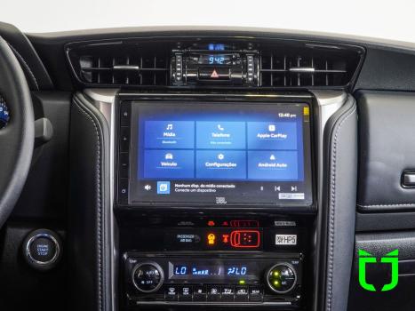 TOYOTA Hilux SW4 2.8 16V 4P SRX PLATINUM 4X4 7 LUGARES TURBO DIESEL AUTOM�TICO, Foto 13