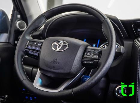 TOYOTA Hilux SW4 2.8 16V 4P SRX PLATINUM 4X4 7 LUGARES TURBO DIESEL AUTOM�TICO, Foto 16