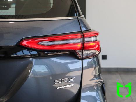 TOYOTA Hilux SW4 2.8 16V 4P SRX PLATINUM 4X4 7 LUGARES TURBO DIESEL AUTOM�TICO, Foto 8