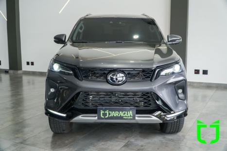 TOYOTA Hilux SW4 2.8 16V 4P SRX PLATINUM 4X4 7 LUGARES TURBO DIESEL AUTOM�TICO, Foto 3