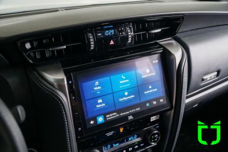 TOYOTA Hilux SW4 2.8 16V 4P SRX PLATINUM 4X4 7 LUGARES TURBO DIESEL AUTOM�TICO, Foto 10