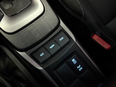 TOYOTA Hilux SW4 2.8 4P SRX 4X4 DIAMOND 7 LUGARES TURBO DIESEL AUTOM�TICO, Foto 15