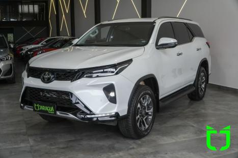 TOYOTA Hilux SW4 2.8 16V 4P SRX 4X4 7 LUGARES TURBO DIESEL AUTOM�TICO, Foto 3
