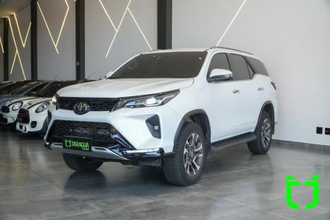 TOYOTA Hilux SW4 2.8 16V 4P SRX PLATINUM 4X4 7 LUGARES TURBO DIESEL AUTOM�TICO, Foto 3
