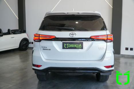 TOYOTA Hilux SW4 2.8 16V 4P SRX PLATINUM 4X4 7 LUGARES TURBO DIESEL AUTOM�TICO, Foto 5