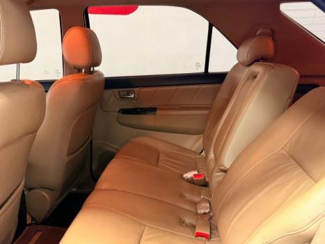 TOYOTA Hilux SW4 3.0 16V 4P SRV 4X4 TURBO DIESEL AUTOM�TICO, Foto 14