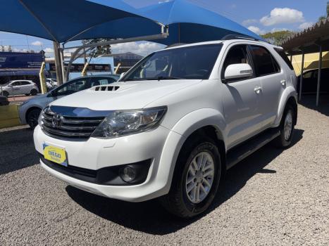TOYOTA Hilux SW4 3.0 16V 4P SRV 4X4 7 LUGARES TURBO DIESEL AUTOM�TICO, Foto 1