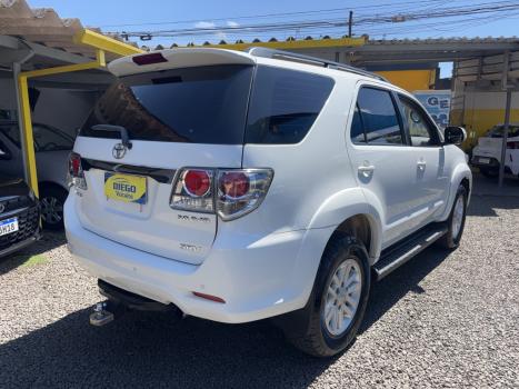 TOYOTA Hilux SW4 3.0 16V 4P SRV 4X4 7 LUGARES TURBO DIESEL AUTOM�TICO, Foto 5