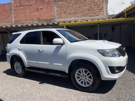 TOYOTA Hilux SW4 3.0 16V 4P SRV 4X4 7 LUGARES TURBO DIESEL AUTOM�TICO, Foto 6