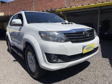 TOYOTA Hilux SW4 3.0 16V 4P SRV 4X4 7 LUGARES TURBO DIESEL AUTOM�TICO, Foto 7