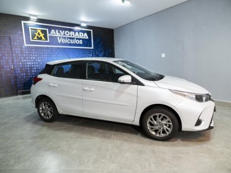 TOYOTA Yaris Hatch 1.5 16V 4P FLEX XS MULTIDRIVE AUTOMTICO CVT, Foto 3