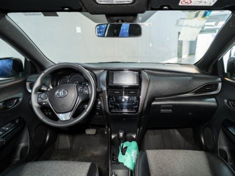TOYOTA Yaris Hatch 1.5 16V 4P FLEX XS MULTIDRIVE AUTOMTICO CVT, Foto 4