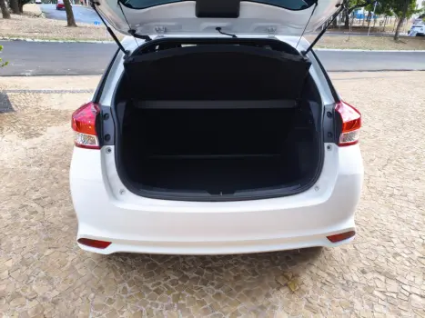 TOYOTA Yaris Hatch 1.5 16V 4P FLEX XL PLUS CONNECT MULTIDRIVE AUTOMTICO CVT, Foto 9