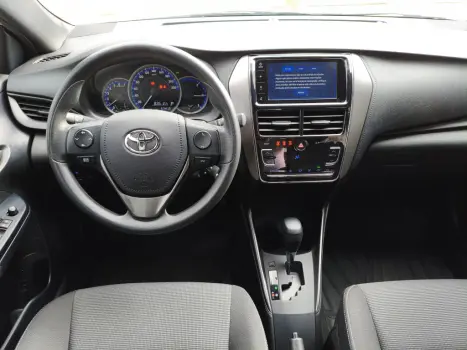 TOYOTA Yaris Hatch 1.5 16V 4P FLEX XL PLUS CONNECT MULTIDRIVE AUTOMTICO CVT, Foto 12