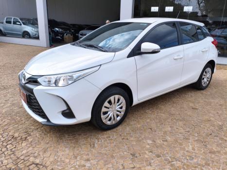 TOYOTA Yaris Hatch 1.5 16V 4P FLEX XL PLUS CONNECT MULTIDRIVE AUTOMTICO CVT, Foto 5