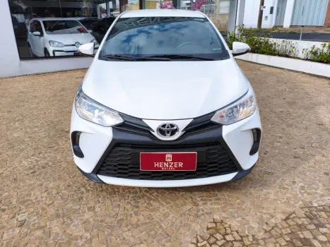 TOYOTA Yaris Hatch 1.5 16V 4P FLEX XL PLUS CONNECT MULTIDRIVE AUTOMTICO CVT, Foto 1
