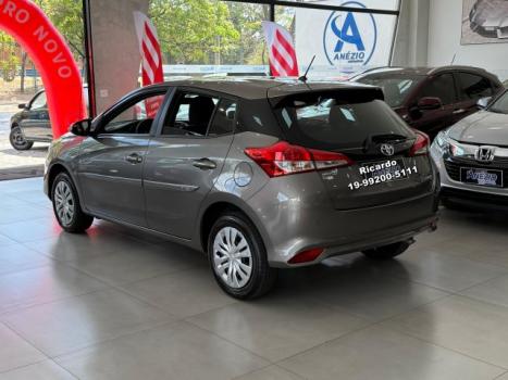 TOYOTA Yaris Hatch 1.3 16V 4P FLEX XL MULTIDRIVE AUTOMTICO CVT, Foto 3