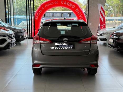 TOYOTA Yaris Hatch 1.3 16V 4P FLEX XL MULTIDRIVE AUTOMTICO CVT, Foto 4