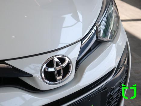 TOYOTA Yaris Hatch 1.5 16V 4P FLEX XLS MULTIDRIVE AUTOMTICO CVT, Foto 7