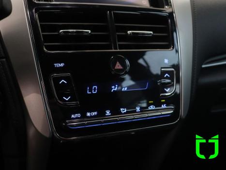 TOYOTA Yaris Hatch 1.5 16V 4P FLEX XLS MULTIDRIVE AUTOMTICO CVT, Foto 14