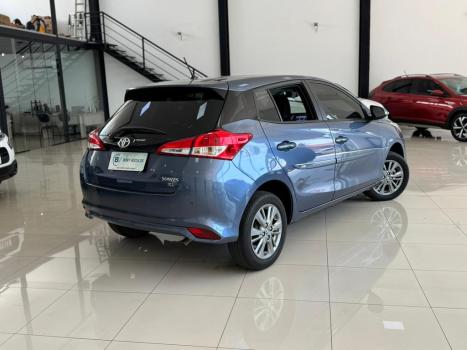 TOYOTA Yaris Hatch 1.5 16V 4P FLEX XL PLUS CONNECT MULTIDRIVE AUTOMTICO CVT, Foto 10