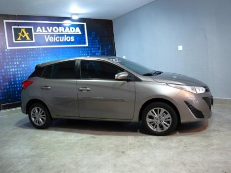 TOYOTA Yaris Hatch 1.5 16V 4P FLEX XL PLUS CONNECT MULTIDRIVE AUTOMÁTICO CVT, Foto 3 TOYOTA Yaris Hatch 1.5 16V 4P FLEX XL PLUS CONNECT MULTIDRIVE AUTOMÁTICO CVT, Foto 3