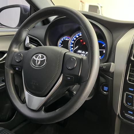 TOYOTA Yaris Hatch 1.5 16V 4P FLEX XL PLUS CONNECT MULTIDRIVE AUTOMÁTICO CVT, Foto 10 TOYOTA Yaris Hatch 1.5 16V 4P FLEX XL PLUS CONNECT MULTIDRIVE AUTOMÁTICO CVT, Foto 10