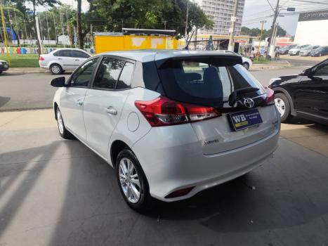 TOYOTA Yaris Hatch 1.3 16V 4P FLEX XL MULTIDRIVE AUTOMTICO CVT, Foto 4