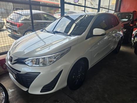 TOYOTA Yaris Hatch 1.5 16V 4P FLEX XS MULTIDRIVE AUTOMTICO CVT, Foto 1