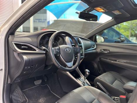 TOYOTA Yaris Hatch 1.5 16V 4P FLEX XLS MULTIDRIVE AUTOMTICO CVT, Foto 8