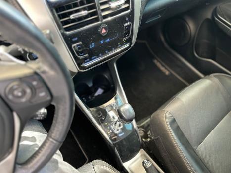 TOYOTA Yaris Hatch 1.5 16V 4P FLEX XLS MULTIDRIVE AUTOMTICO CVT, Foto 10