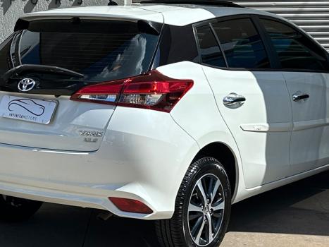 TOYOTA Yaris Hatch 1.5 16V 4P FLEX XLS MULTIDRIVE AUTOMTICO CVT, Foto 15