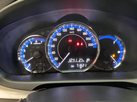 TOYOTA Yaris Hatch 1.3 16V 4P FLEX XL PLUS TECH MULTIDRIVE AUTOM�TICO CVT, Foto 4