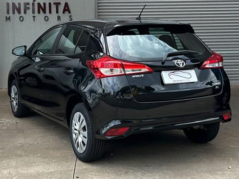 TOYOTA Yaris Hatch 1.3 16V 4P FLEX XL MULTIDRIVE AUTOM�TICO CVT, Foto 2