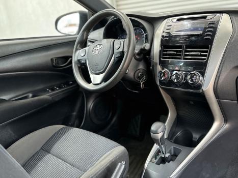 TOYOTA Yaris Hatch 1.3 16V 4P FLEX XL MULTIDRIVE AUTOM�TICO CVT, Foto 7