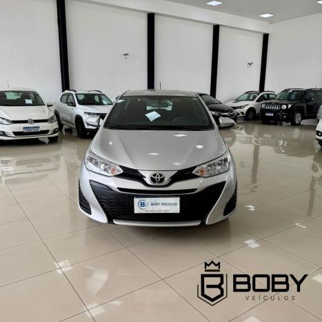 TOYOTA Yaris Hatch 1.5 16V 4P FLEX XL PLUS CONNECT MULTIDRIVE AUTOM�TICO CVT, Foto 2