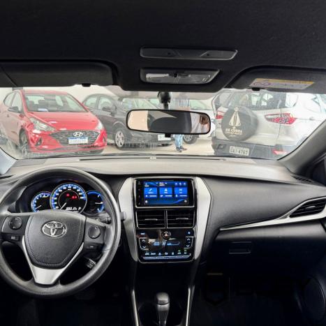 TOYOTA Yaris Hatch 1.5 16V 4P FLEX XL PLUS CONNECT MULTIDRIVE AUTOM�TICO CVT, Foto 4